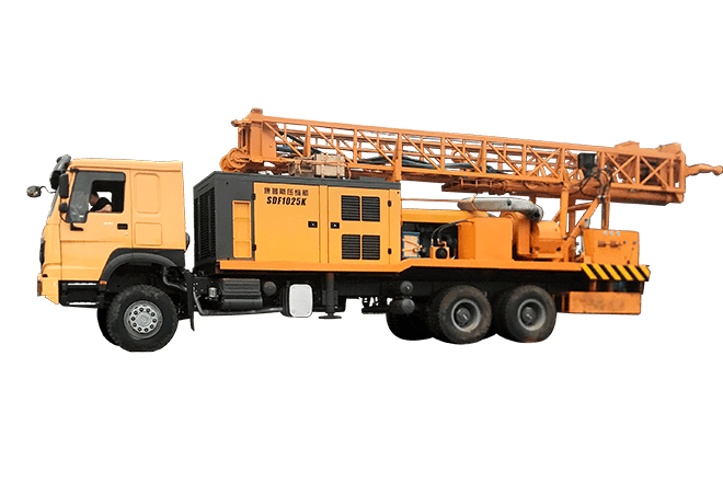 Truck mounted water well drilling rig